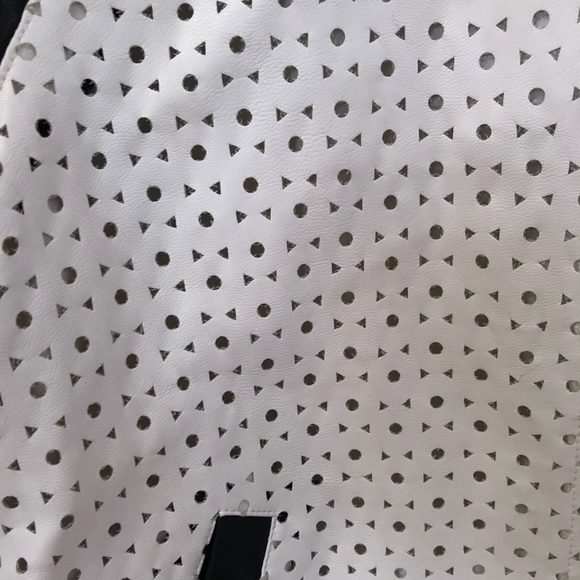 BOMBER FROM LF - Picture 2 of 2